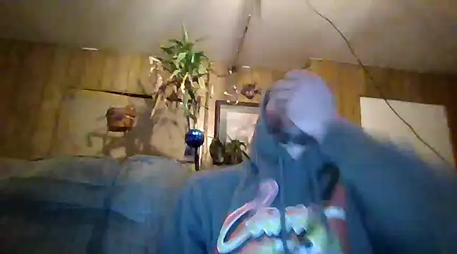 Snapshot of luke_thighwalker2469 chatting on 01/09/25, 07:42 luke thighwalker2469 online show from 01/09/25, 07:42