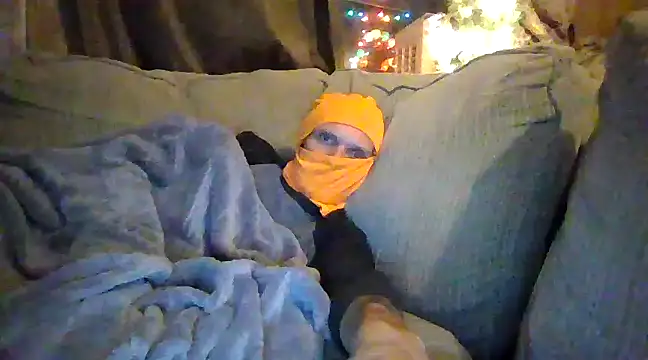 Snapshot of luke_thighwalker2469 chatting on 01/11/25, 08:33 luke thighwalker2469 online show from 01/11/25, 08:33