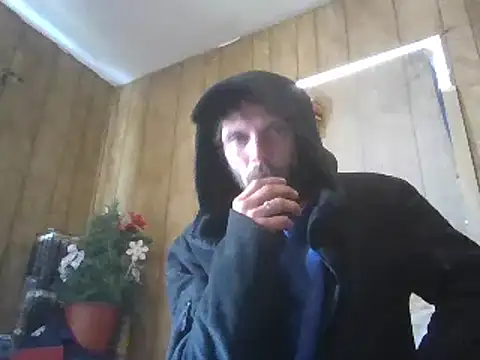 Snapshot of luke_thighwalker2469 chatting on 02/14/25, 07:02 luke thighwalker2469 online show from 02/14/25, 07:02