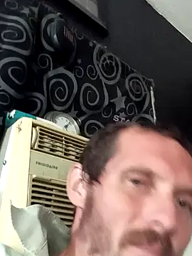 Snapshot of luke_thighwalker2469 chatting on 09/18/25, 09:55 luke thighwalker2469 online show from 09/18/25, 09:55