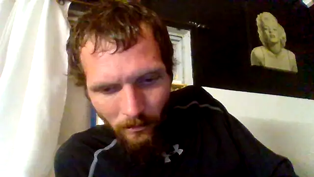 Snapshot of luke_thighwalker2469 chatting on 11/04/25, 05:06 luke thighwalker2469 online show from 11/04/25, 05:06