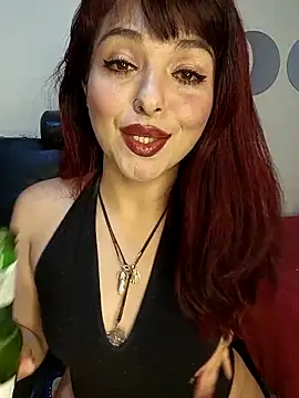 Snapshot of Winona-miu chatting on 11/14/25, 07:23 Winona-miu online show from 11/14/25, 07:23