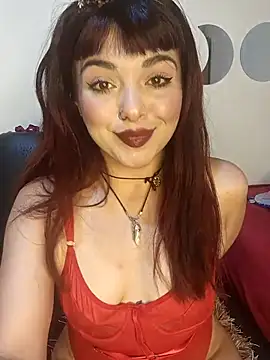 Snapshot of Winona-miu chatting on 12/13/25, 11:21 Winona-miu online show from 12/13/25, 11:21