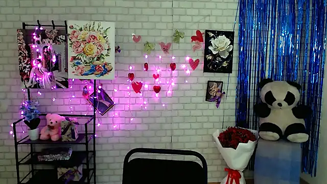 Darina M  online show from 03/19/25, 08:45