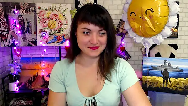 Darina M  online show from 09/20/25, 04:46