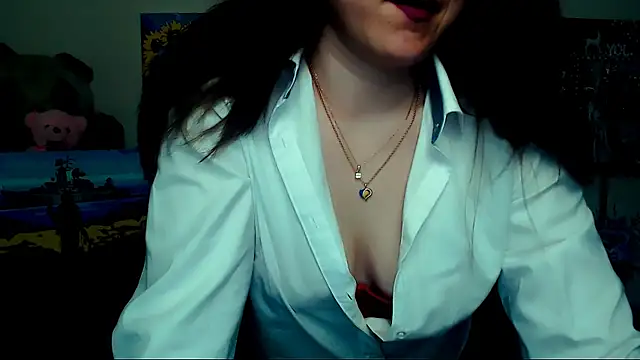Darina M  online show from 05/20/26, 04:40