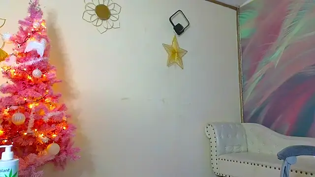 ollyviia online show from 12/22/24, 08:47