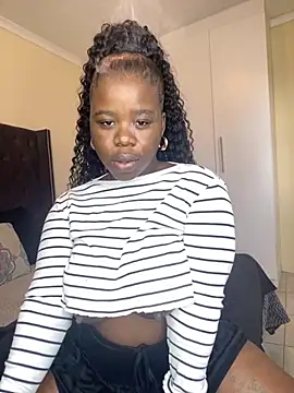 DarkBerry87 online show from 11/26/25, 04:02