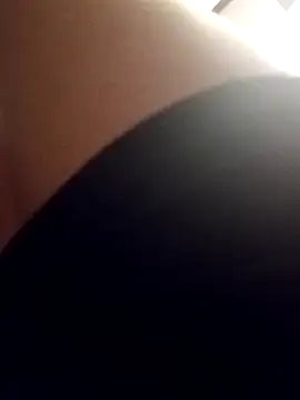 Snapshot of Mihscat chatting on 12/03/25, 12:18 Mihscat online show from 12/03/25, 12:18