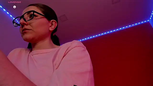 Ich Bin Julia online show from 04/24/26, 10:07