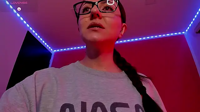 Ich Bin Julia online show from 06/02/26, 09:44