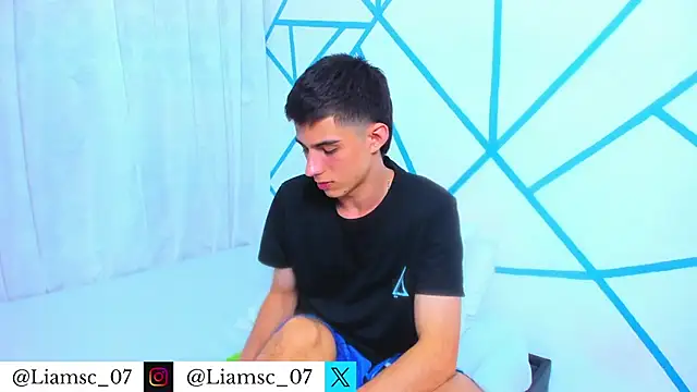 liam scott77 online show from 11/27/25, 12:46