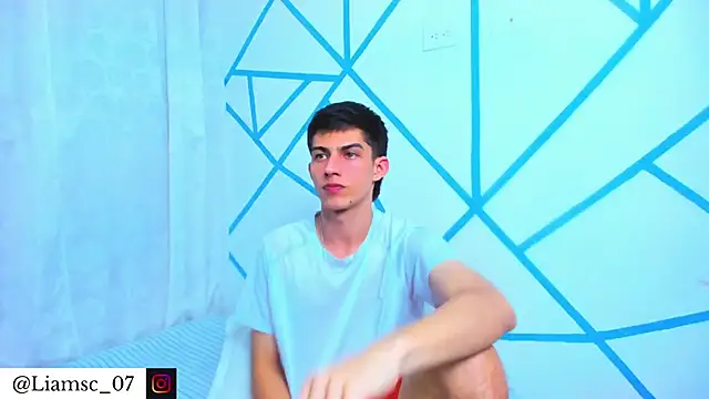 liam scott77 online show from 02/01/26, 01:37