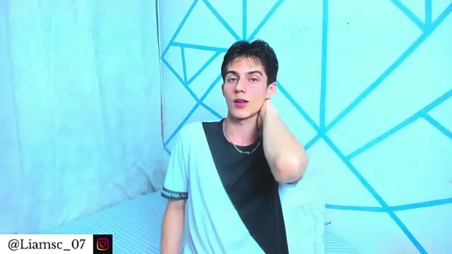 liam scott77 online show from 07/24/26, 11:25