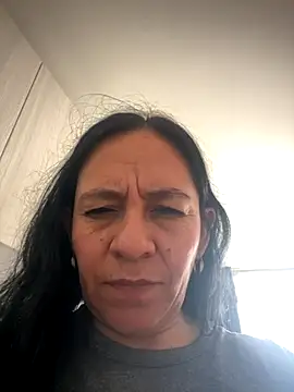 Freya Artemisa online show from 11/08/25, 08:18