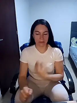 renata hot1 online show from 02/18/25, 02:59