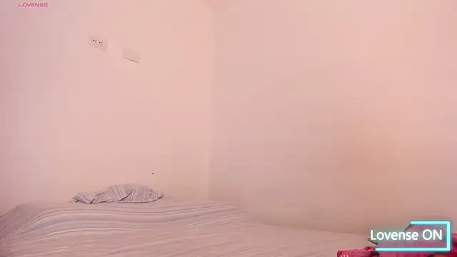 Apriilpeach  online show from 01/29/25, 09:17