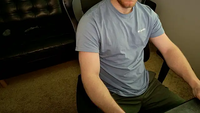 BlueEyedTallGuy94 online show from 02/02/26, 08:18