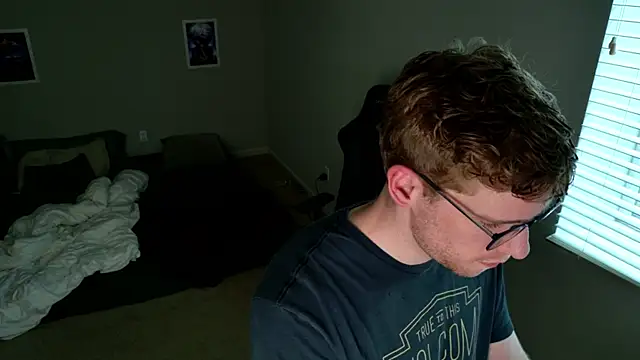 BlueEyedTallGuy94 online show from 07/10/26, 02:27