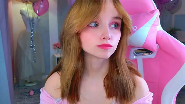 Snapshot of b4by_LoL1 chatting on 11/23/25, 03:34 b4by LoL1 online show from 11/23/25, 03:34