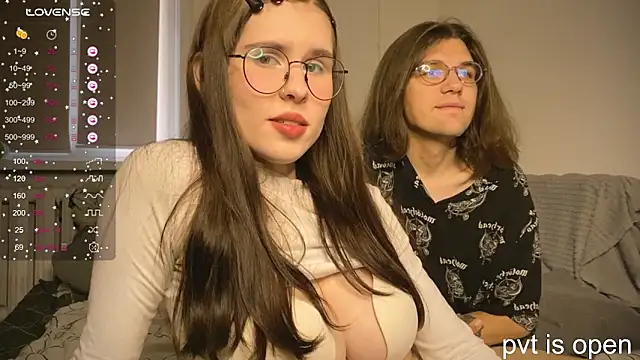 Snapshot of passiondesire_ chatting on 09/18/25, 07:21 passiondesire online show from 09/18/25, 07:21