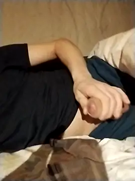 Snapshot of Grig1982 chatting on 03/03/26, 06:25 Grig1982 online show from 03/03/26, 06:25