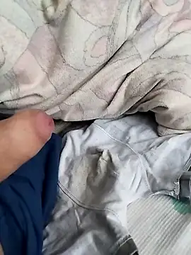 Snapshot of Grig1982 chatting on 04/15/26, 06:09 Grig1982 online show from 04/15/26, 06:09