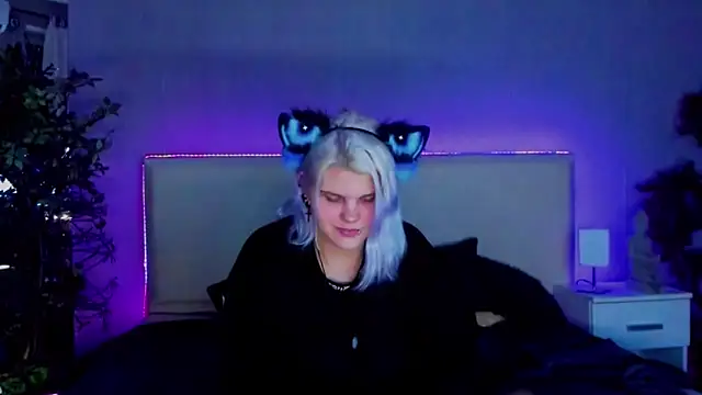 JoannLowe online show from 01/14/25, 11:05