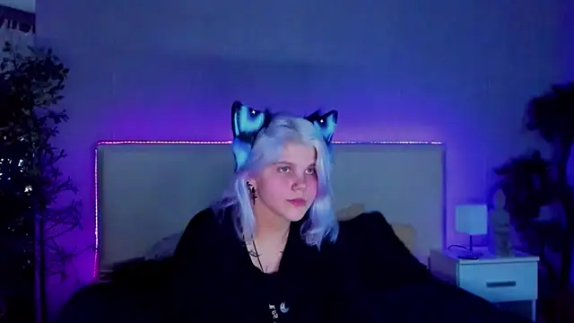 JoannLowe online show from 01/29/25, 09:17