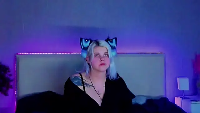 JoannLowe online show from 03/02/25, 11:53