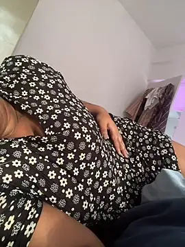 fantacygirl  online show from 02/23/25, 02:40