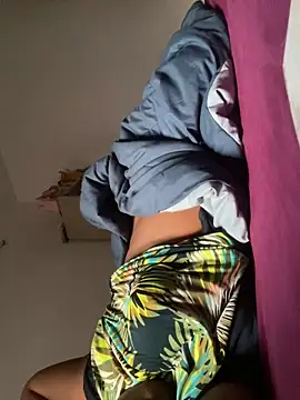 fantacygirl  online show from 03/09/25, 12:53