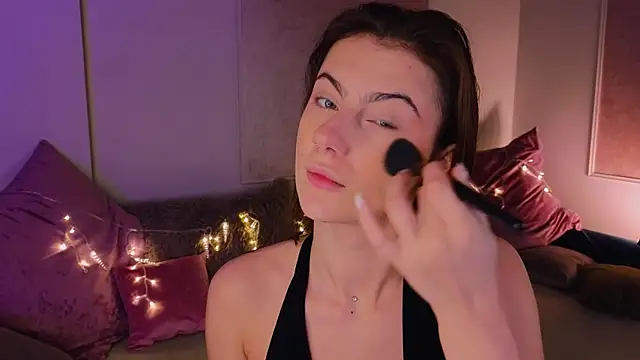 tomorrows day online show from 11/29/25, 09:07