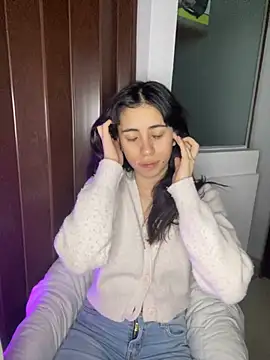 Catyloves online show from 12/11/24, 07:09