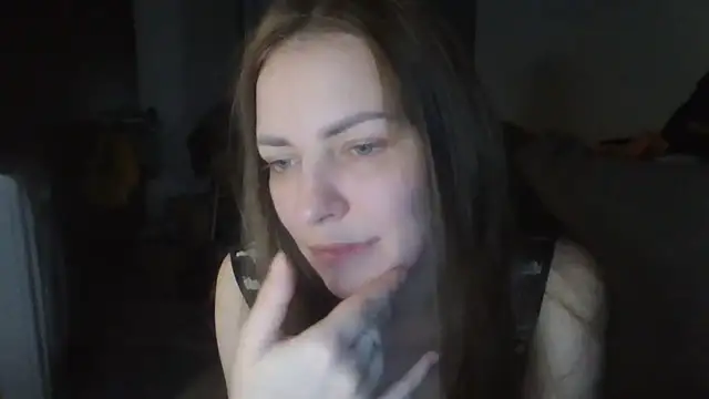 AnnaDiamond1 online show from 05/21/26, 08:38