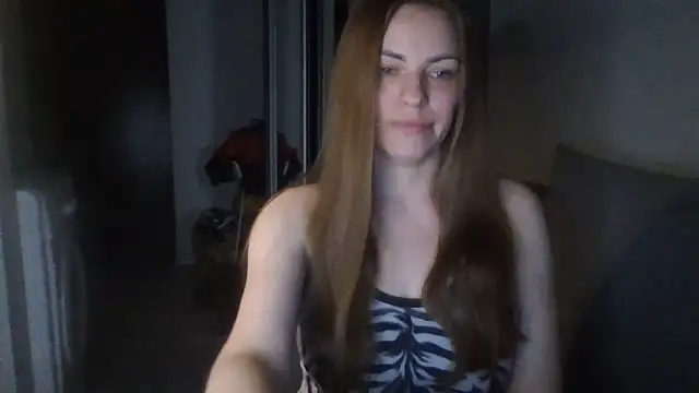 Snapshot of AnnaDiamond1 chatting on 06/17/26, 10:10 AnnaDiamond1 online show from 06/17/26, 10:10