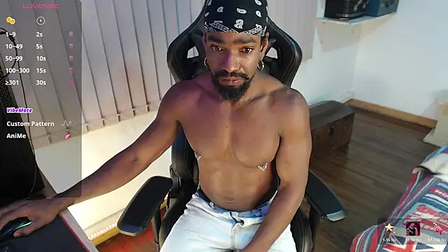 Siriss boyrag online show from 12/22/25, 01:24