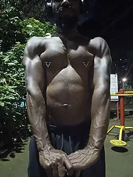 Siriss boyrag online show from 05/30/26, 03:47