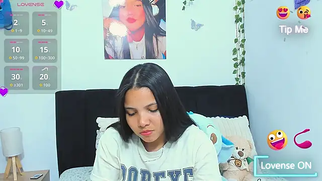 sara mendez2 online show from 11/28/25, 11:07