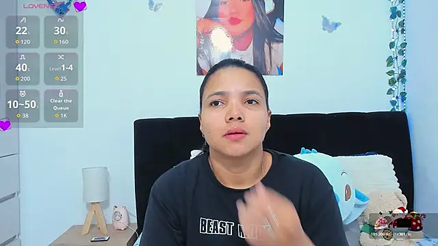 Snapshot of sara_mendez2 chatting on 02/03/26, 04:56 sara mendez2 online show from 02/03/26, 04:56