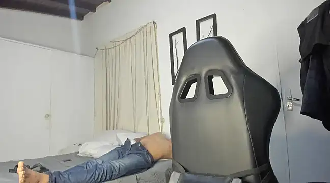 miguel hz online show from 02/08/25, 04:14