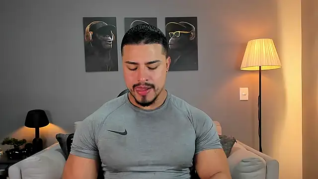 Snapshot of ApoloMakris chatting on 11/23/25, 03:45 ApoloMakris online show from 11/23/25, 03:45