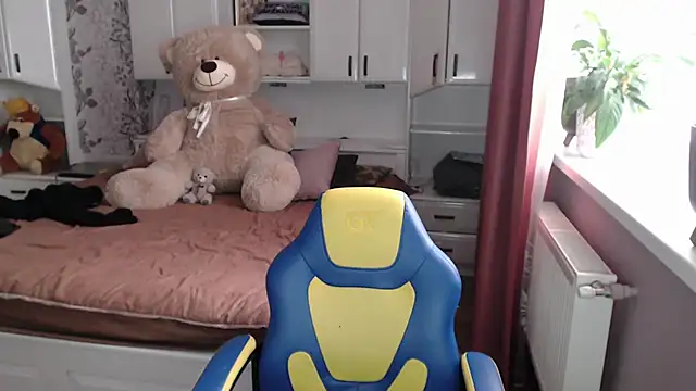 Snapshot of 69SexySecret69 chatting on 02/18/25, 02:27 69SexySecret69 online show from 02/18/25, 02:27