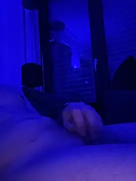 Snapshot of Zitus888 chatting on 12/28/24, 05:25 Zitus888 online show from 12/28/24, 05:25