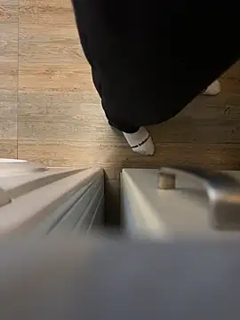 Snapshot of XMenX24 chatting on 12/31/24, 02:36 XMenX24 online show from 12/31/24, 02:36