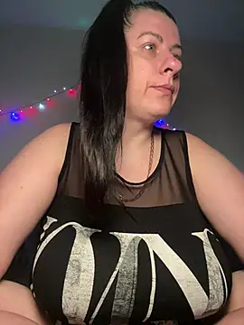 Evelinia online show from 04/08/26, 03:12