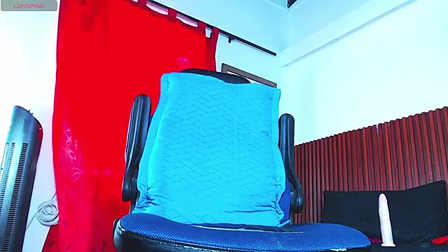 max borman1 online show from 02/02/25, 05:48