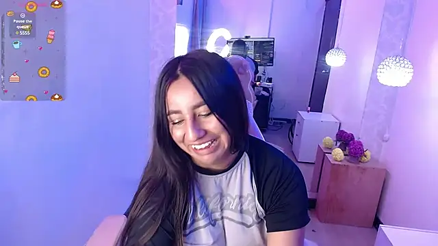 Snapshot of ailyn_miranda chatting on 03/05/25, 04:24 ailyn miranda online show from 03/05/25, 04:24