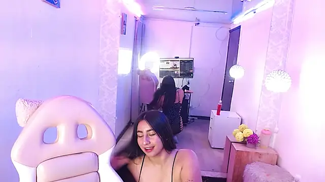 Snapshot of ailyn_miranda chatting on 03/06/25, 11:31 ailyn miranda online show from 03/06/25, 11:31