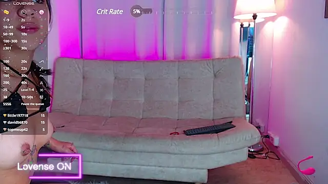 Snapshot of little_sophie18 chatting on 02/16/25, 10:32 little sophie18 online show from 02/16/25, 10:32